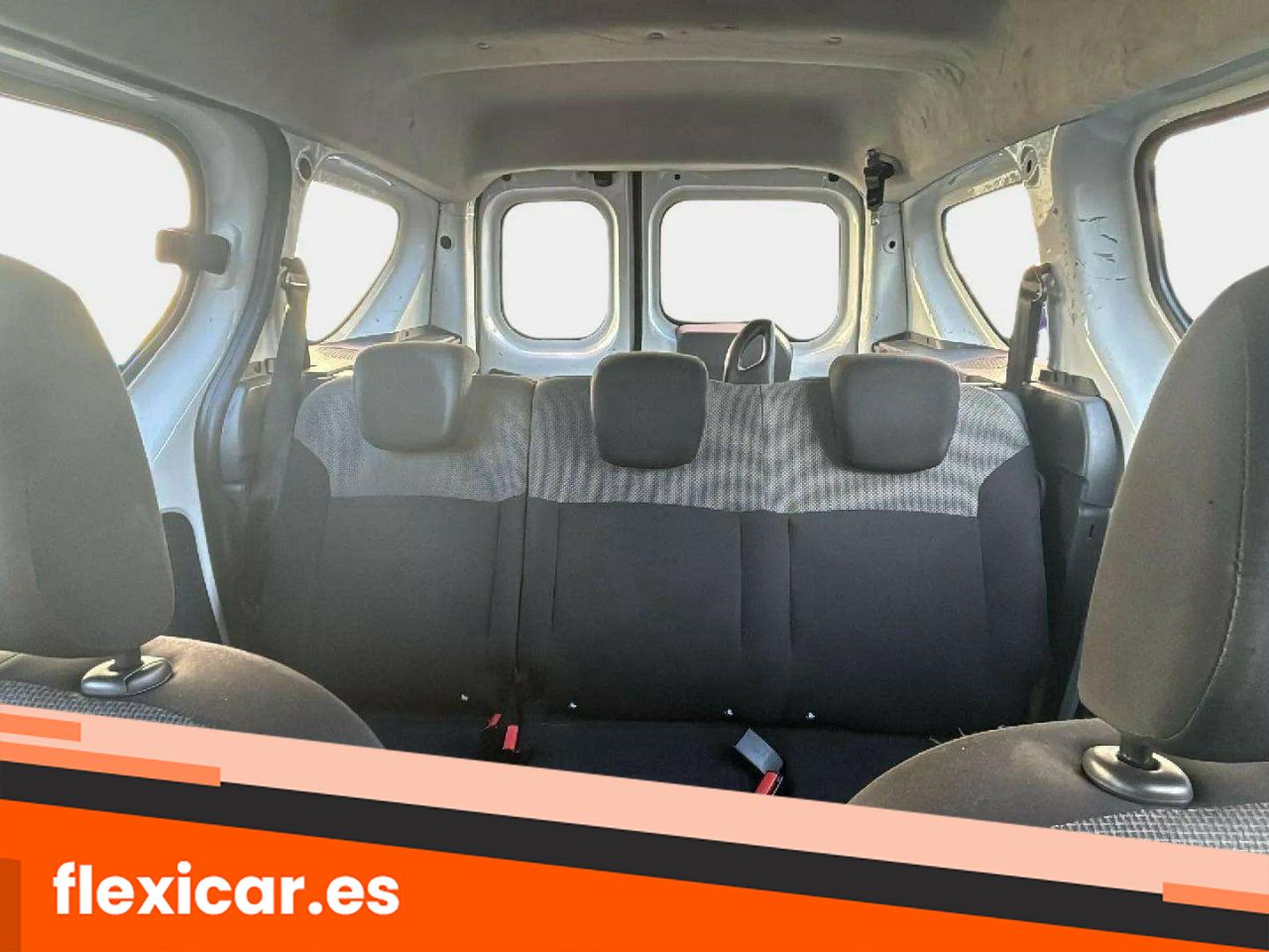 Foto Dacia Dokker 18