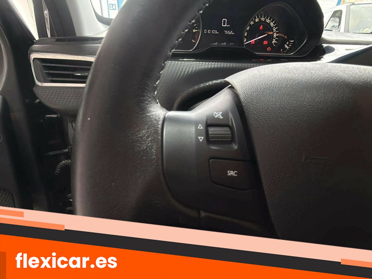Foto Peugeot 208 12