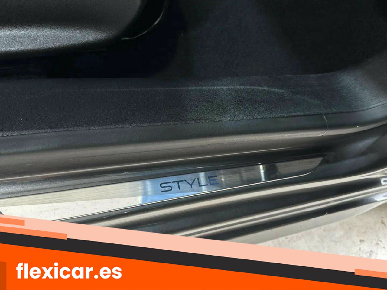 Foto Peugeot 208 22