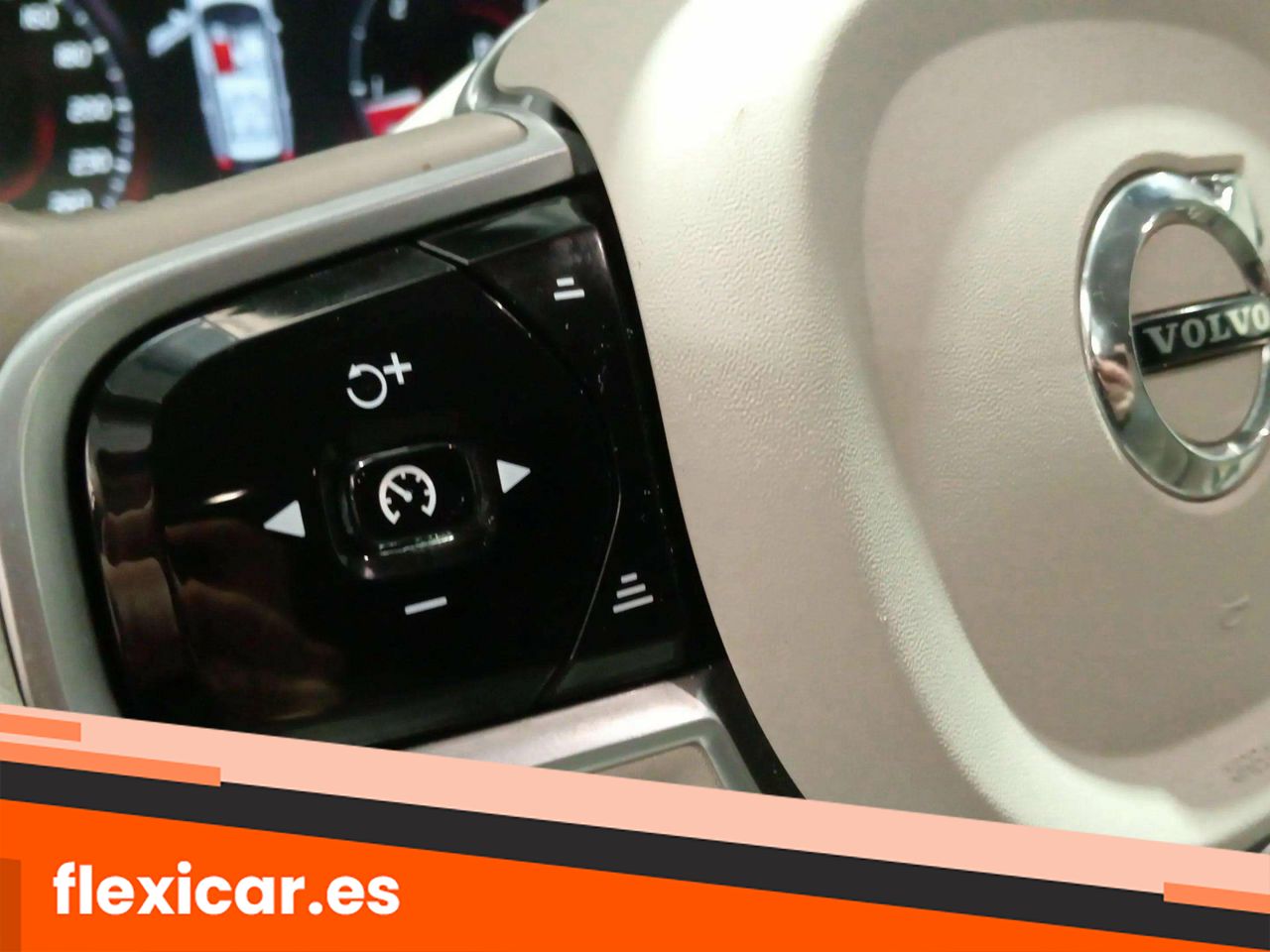 Foto Volvo XC90 15