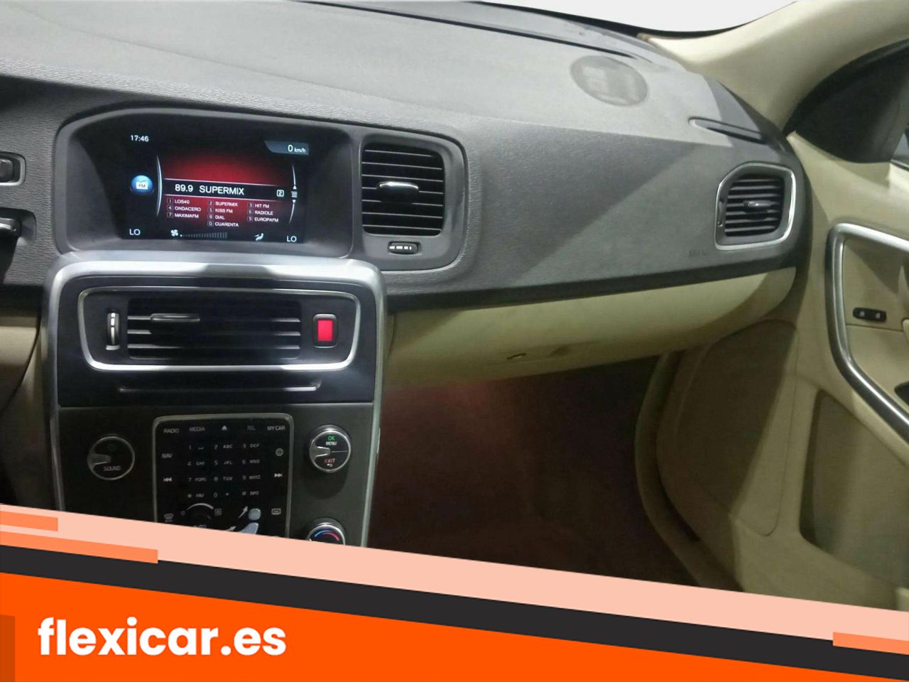Foto Volvo V60 11