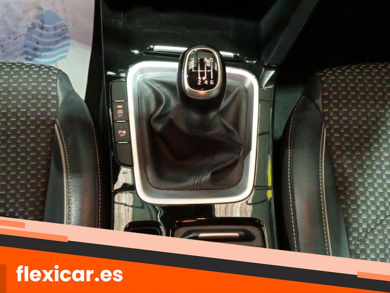 Foto Kia XCeed 14