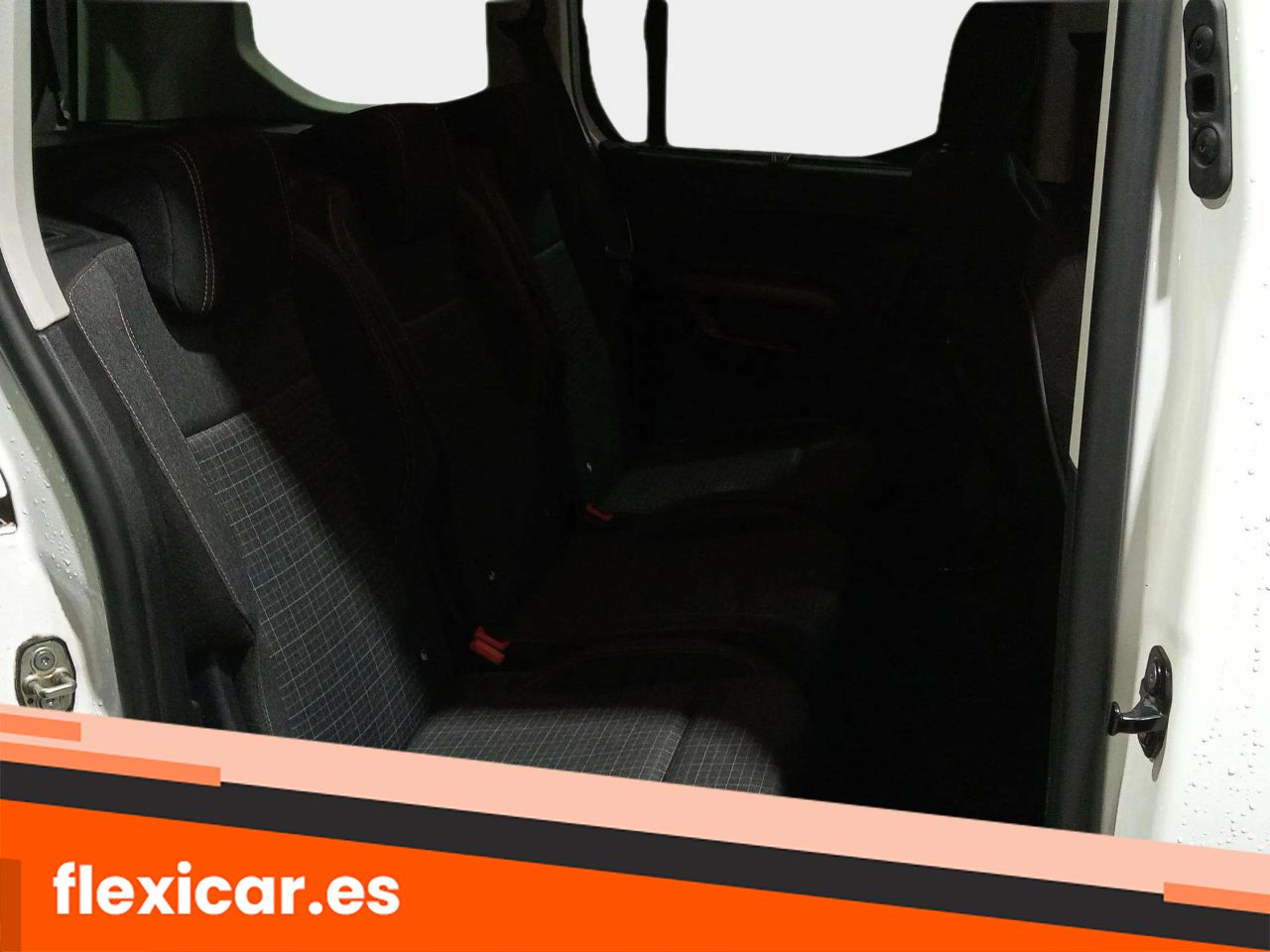 Foto Peugeot Rifter 15