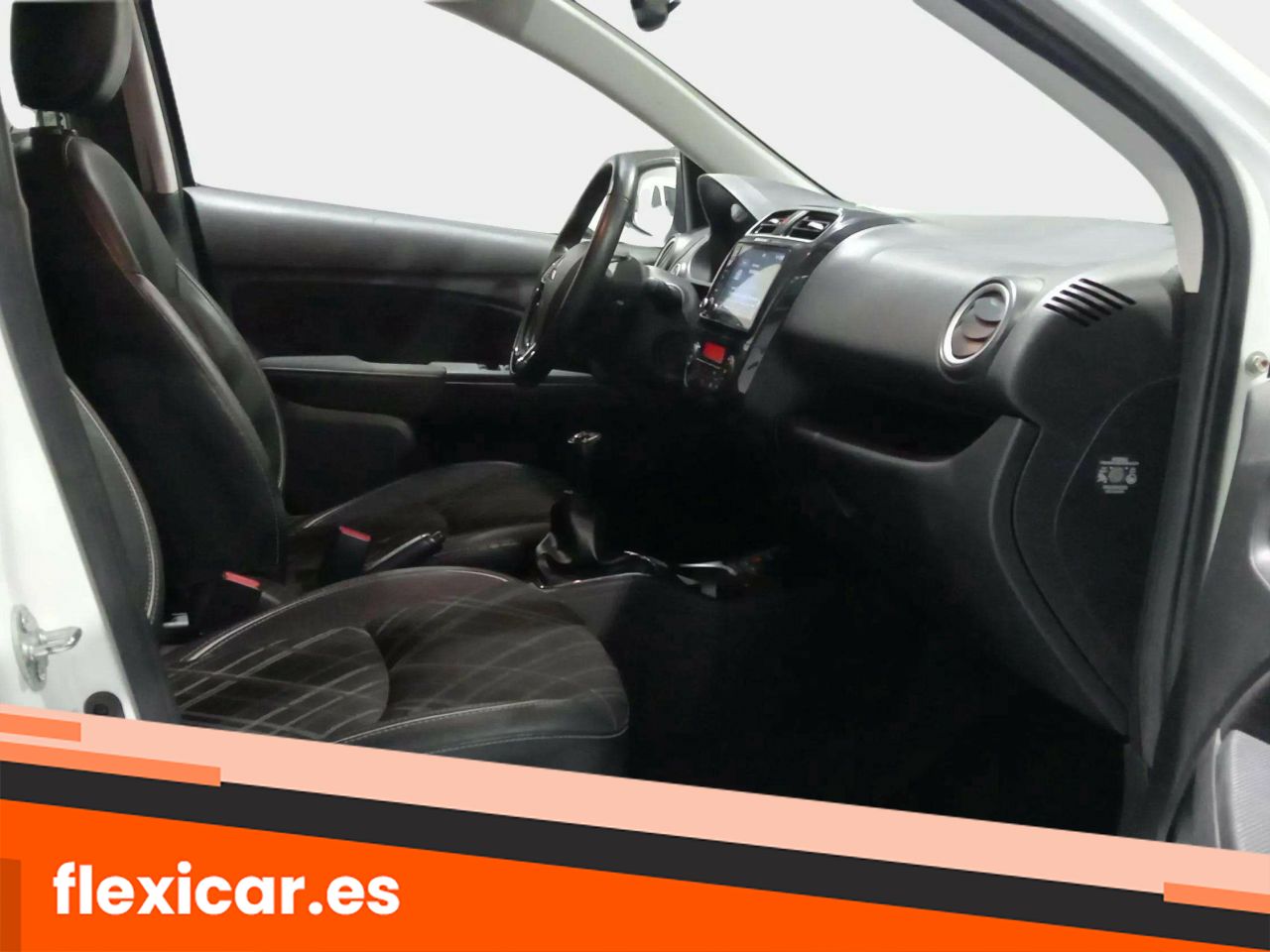 Foto Mitsubishi Space Star 17