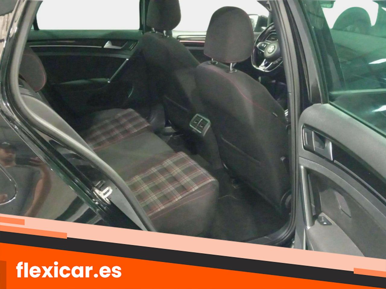 Foto Volkswagen Golf 19