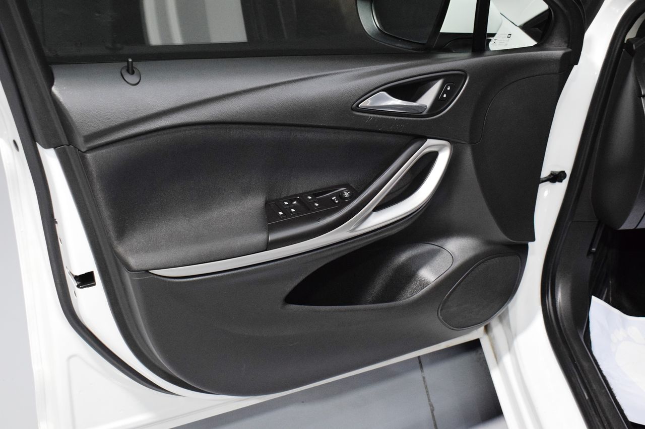 Foto Opel Astra 13