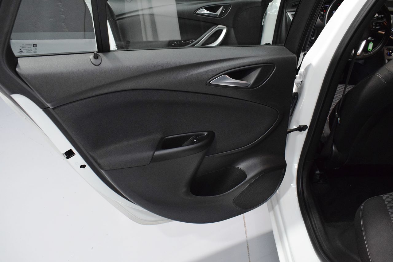 Foto Opel Astra 14