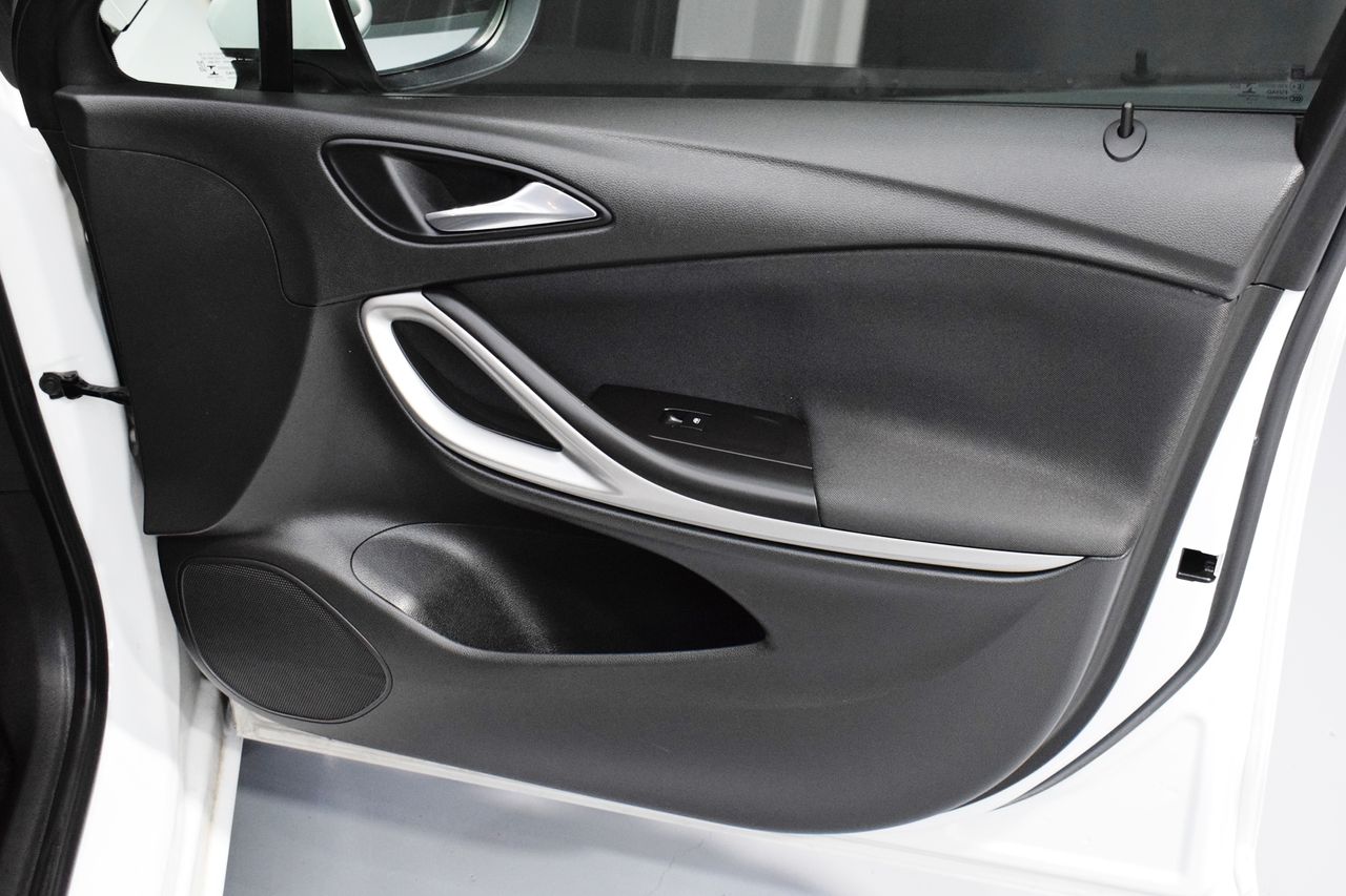 Foto Opel Astra 16