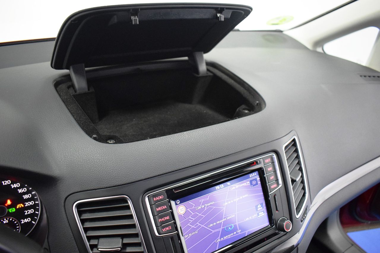 Foto Seat Alhambra 27