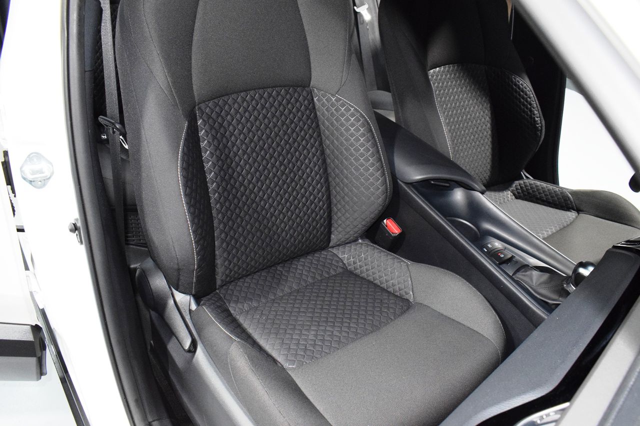 Foto Toyota C-HR 9