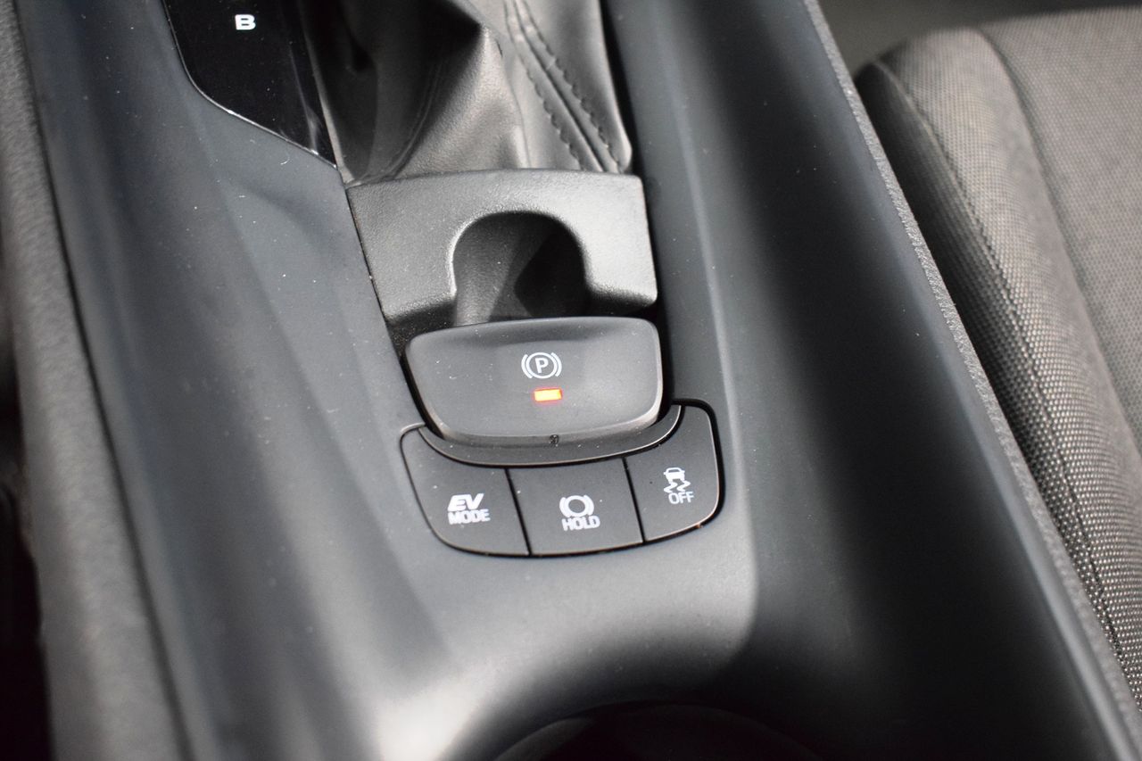 Foto Toyota C-HR 29
