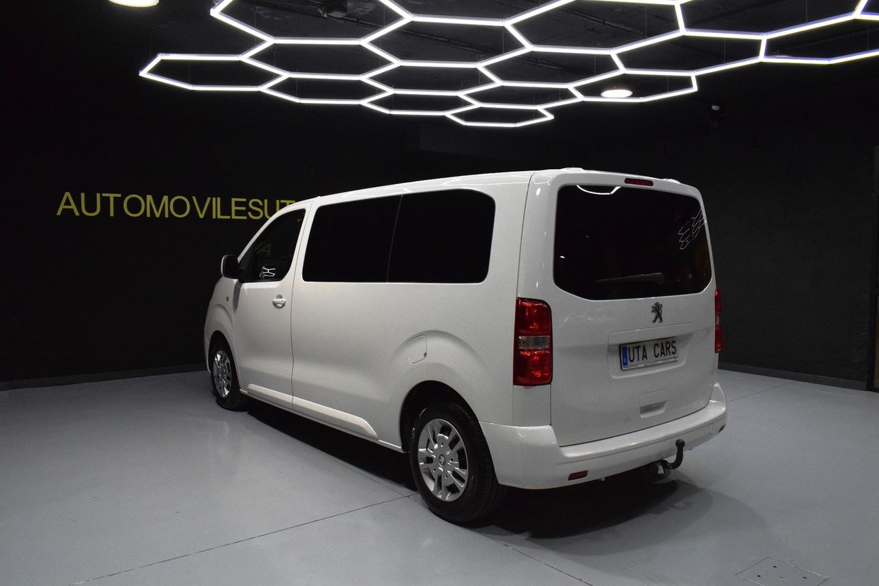 Foto Peugeot Traveller 4
