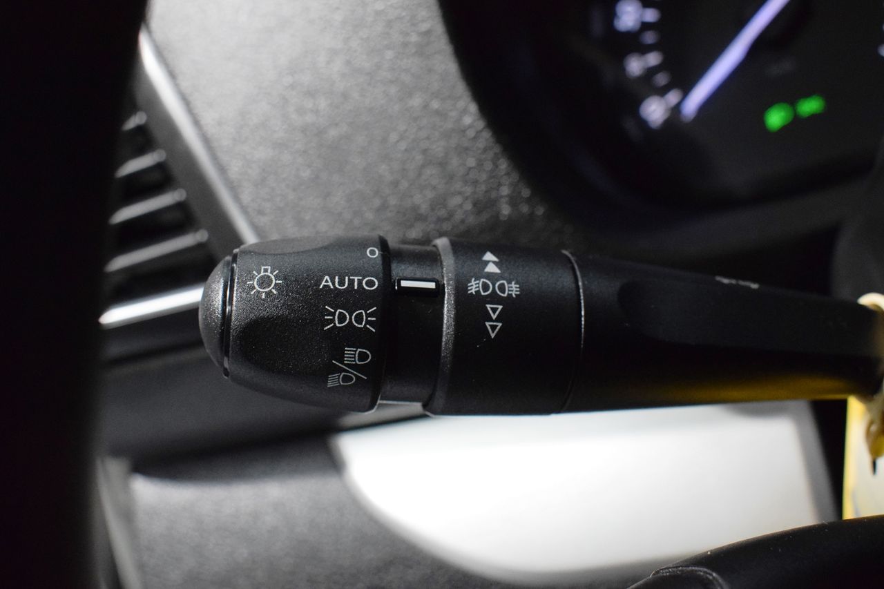 Foto Peugeot Traveller 20