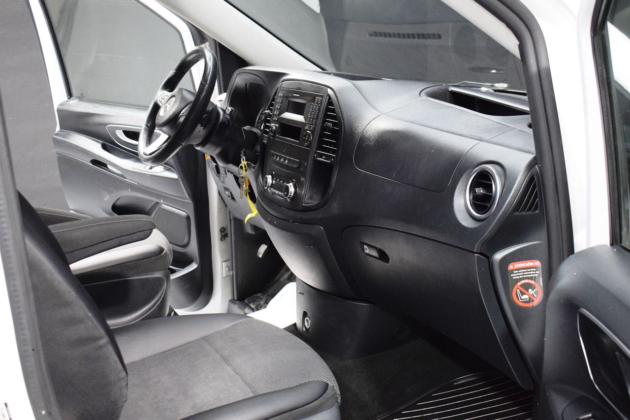 Foto Mercedes-Benz Vito 10