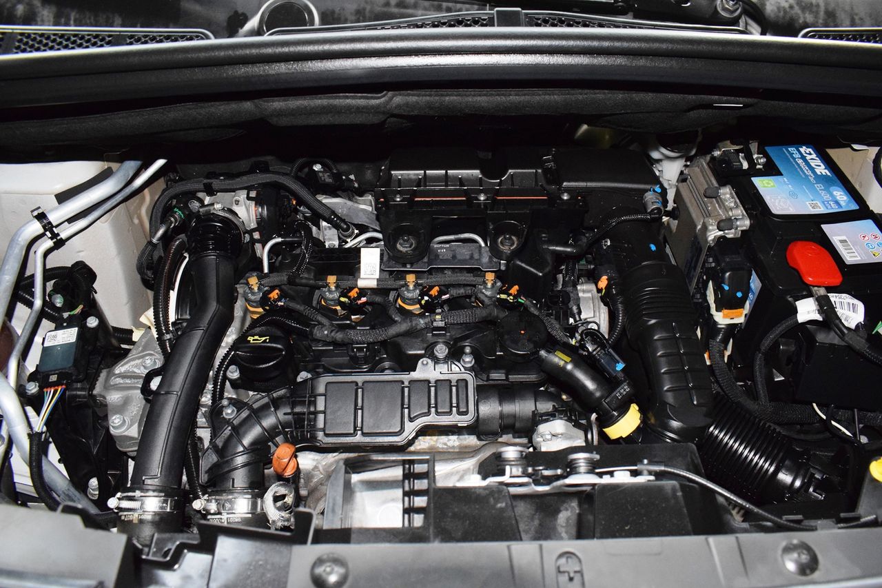 Foto Peugeot Rifter 33