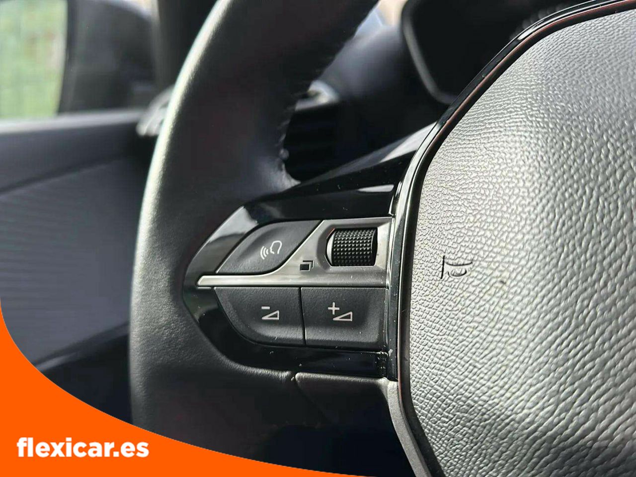Foto Peugeot 208 18
