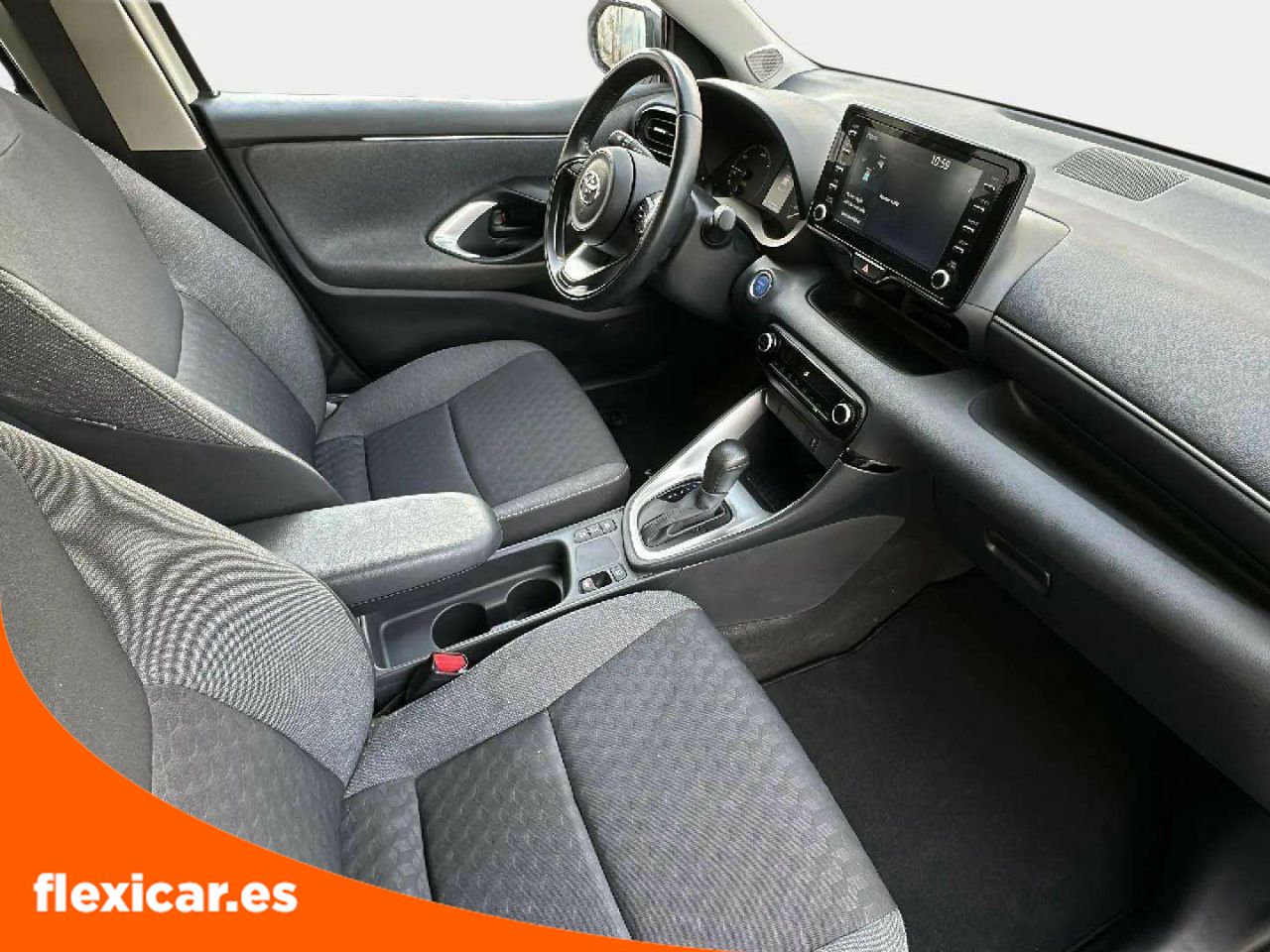 Foto Toyota Yaris 16