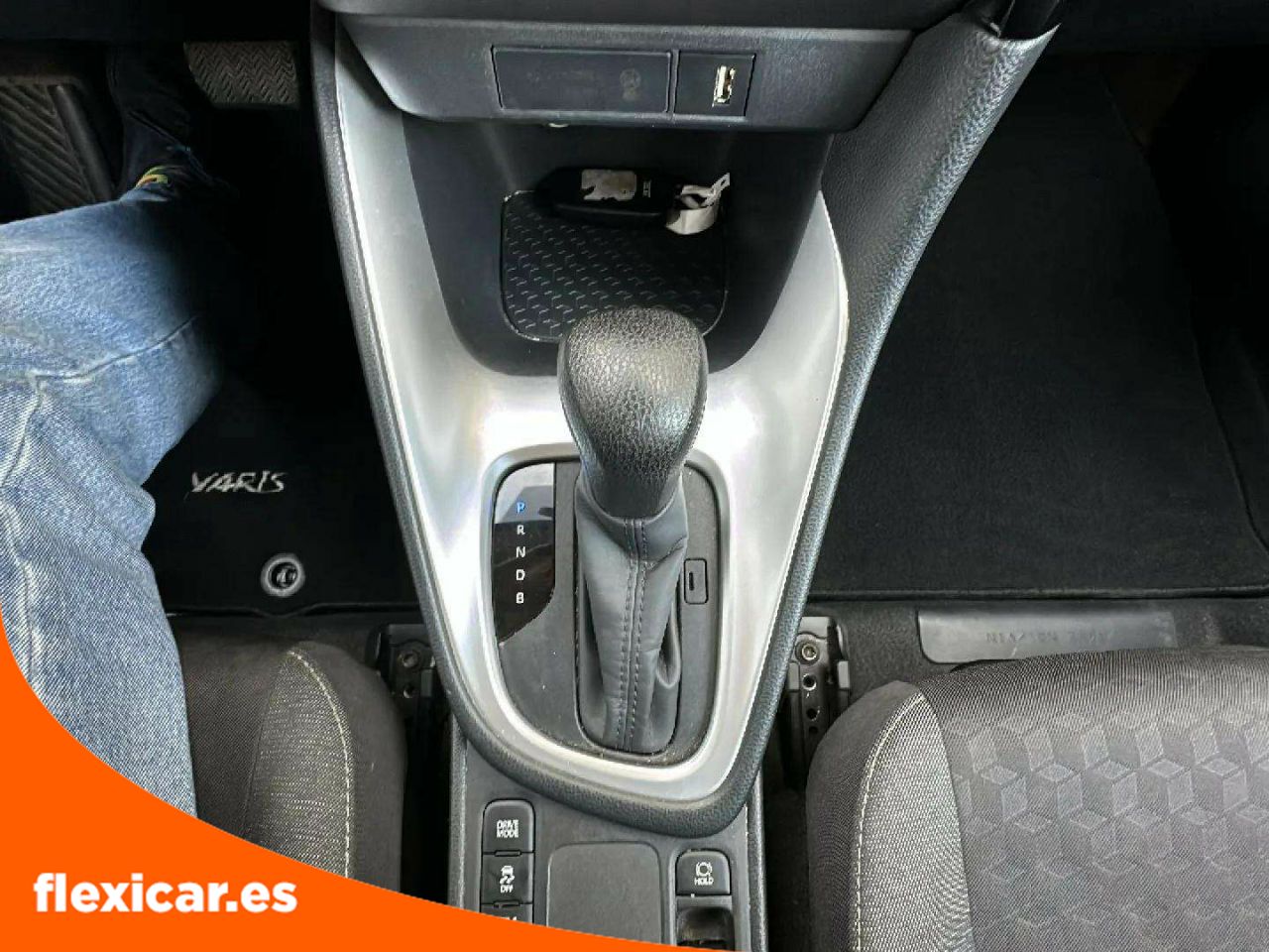 Foto Toyota Yaris 17