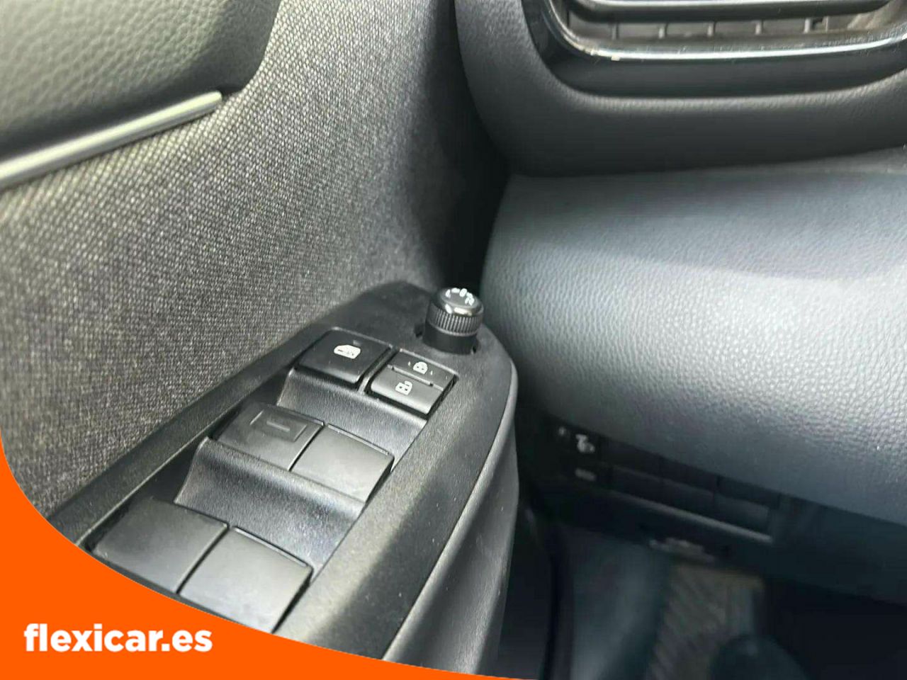 Foto Toyota Yaris 18