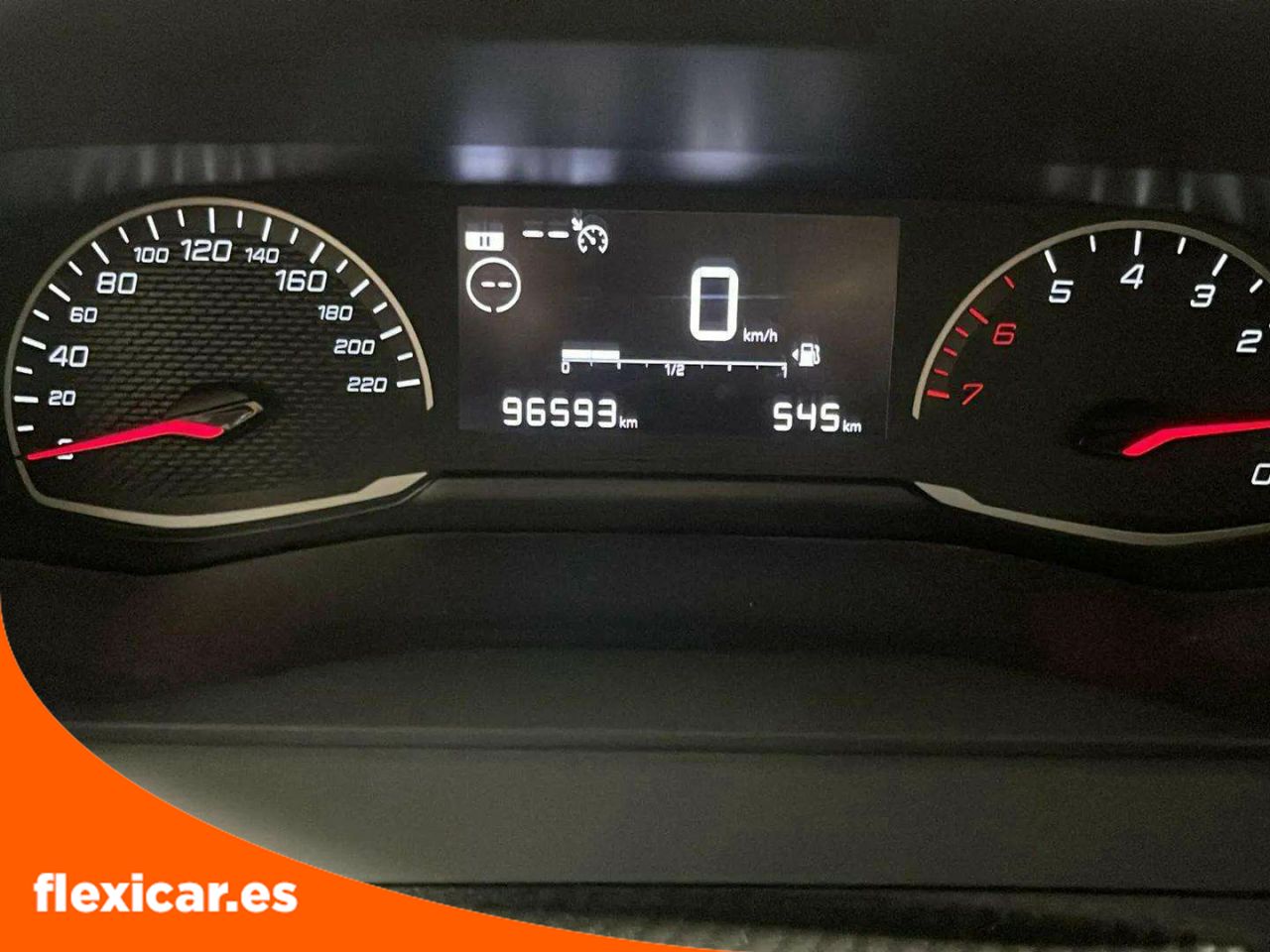 Foto Peugeot 2008 13