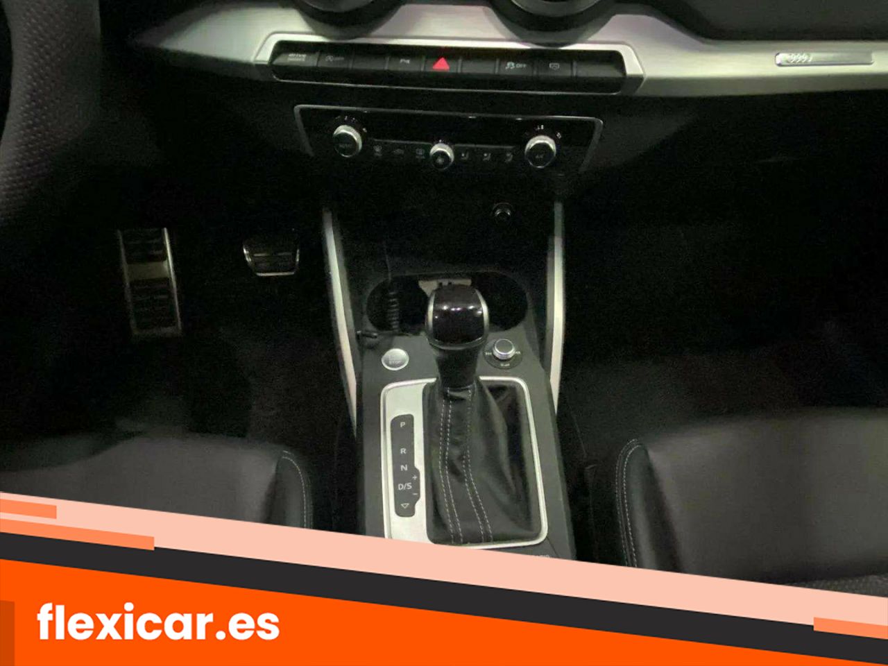 Foto Audi Q2 11