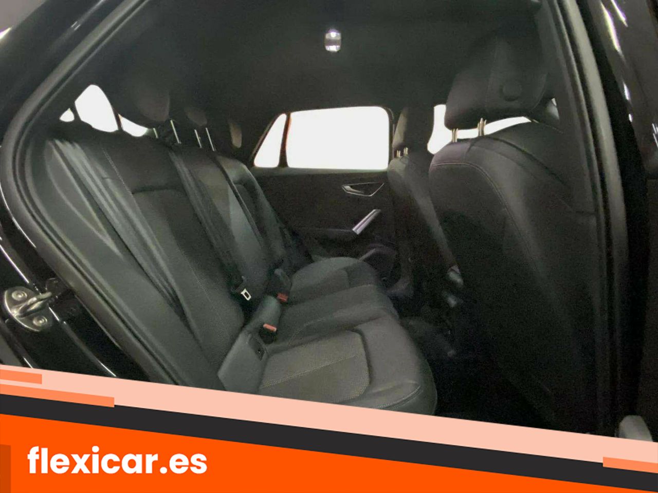 Foto Audi Q2 15