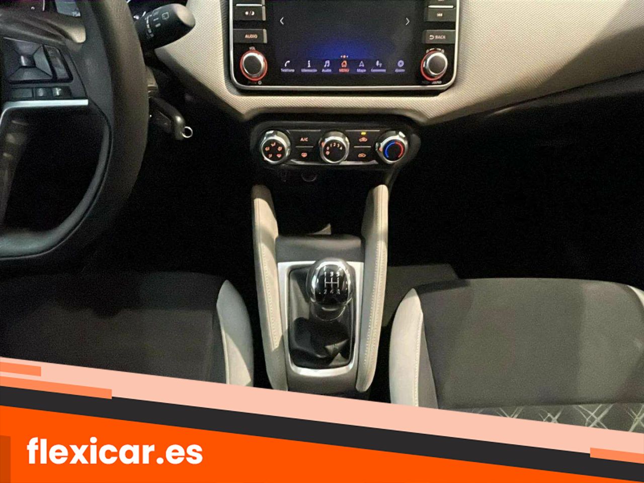 Foto Nissan Micra 10
