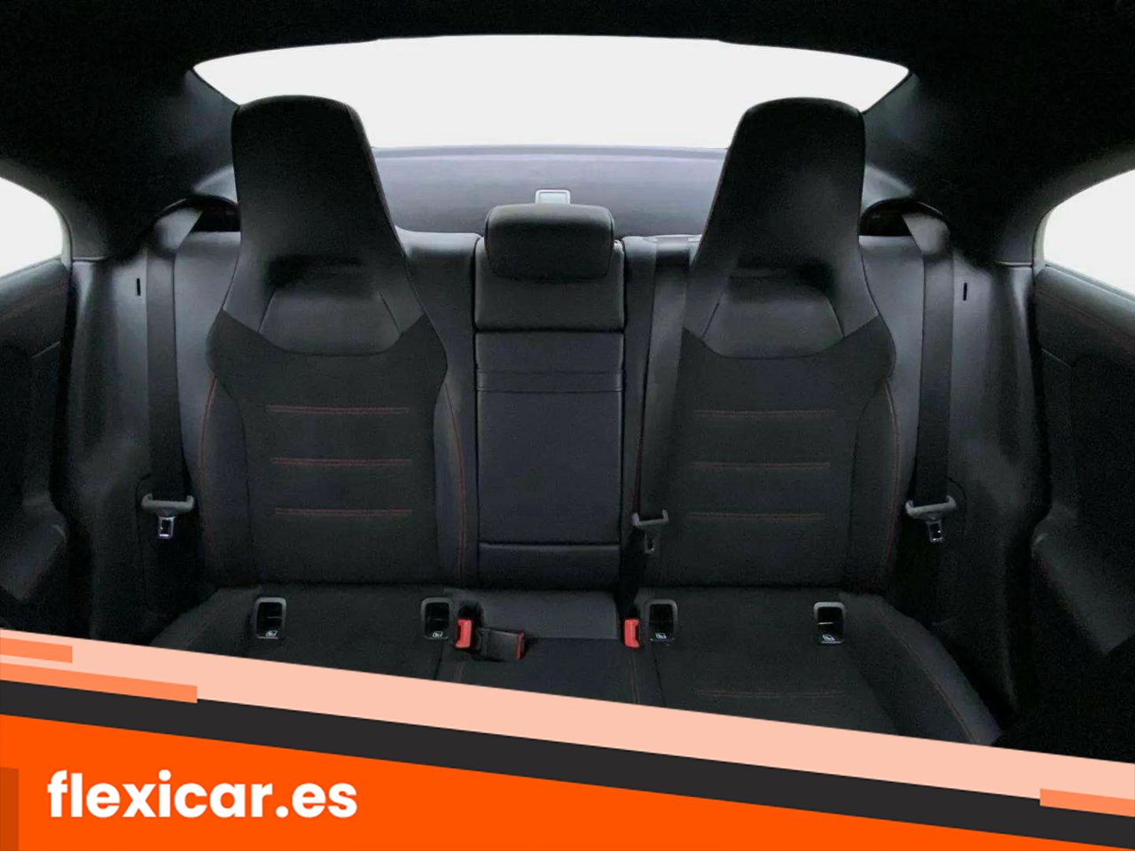 Foto Mercedes-Benz Clase CLA 13
