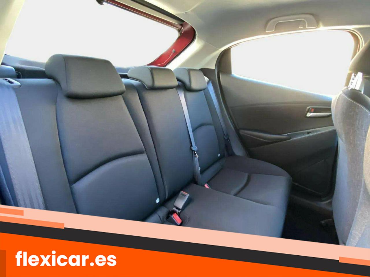 Foto Mazda Mazda2 17