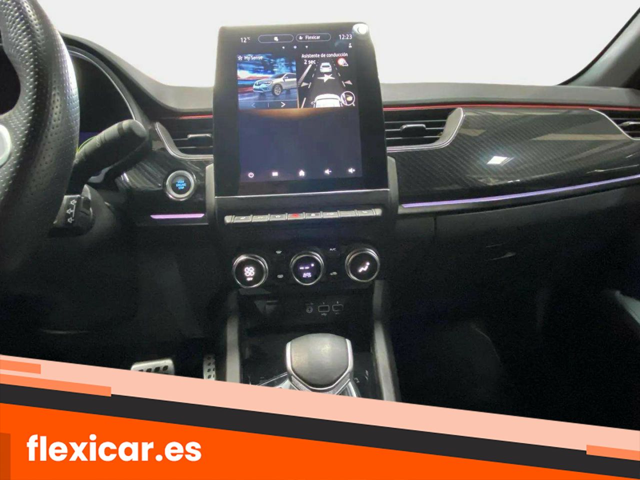 Foto Renault Arkana 10