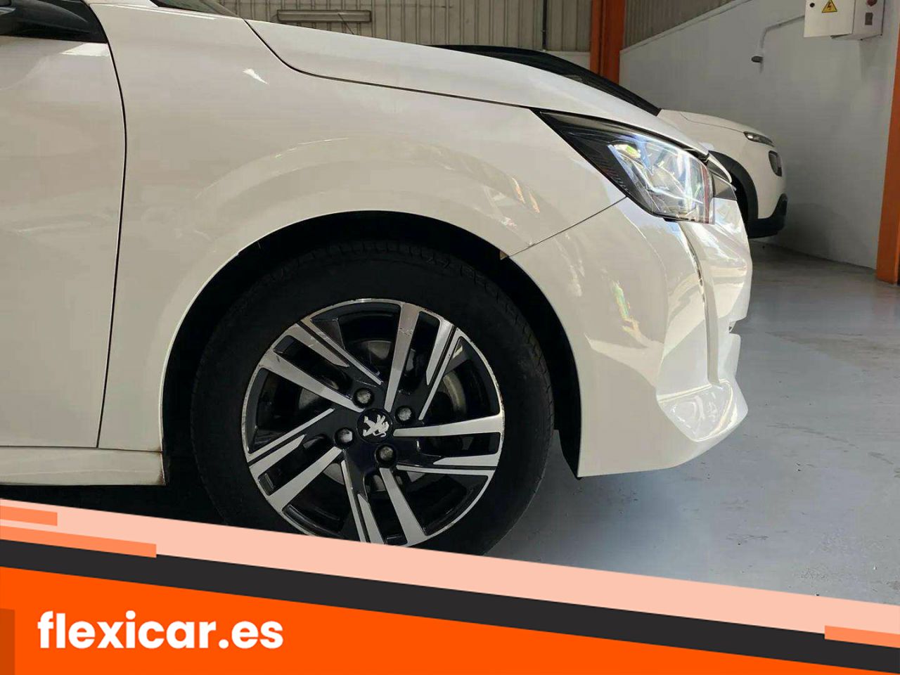 Foto Peugeot 208 17