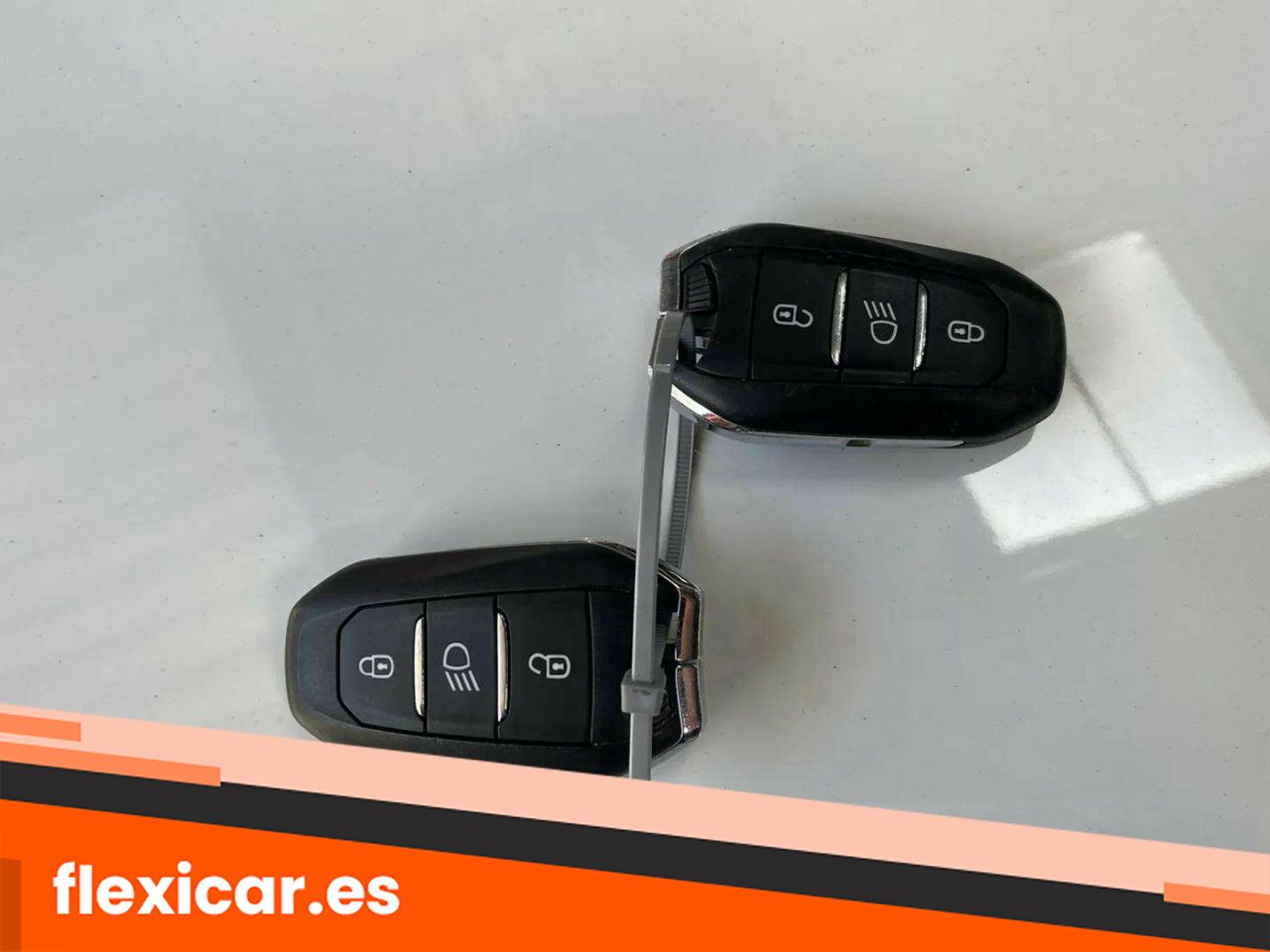Foto Peugeot 208 19