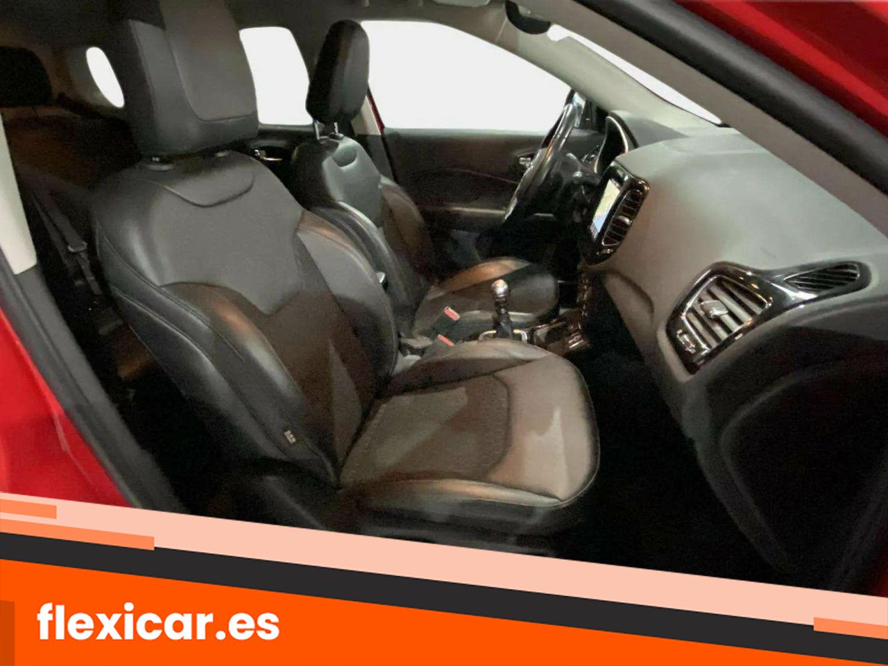 Foto Jeep Compass 14