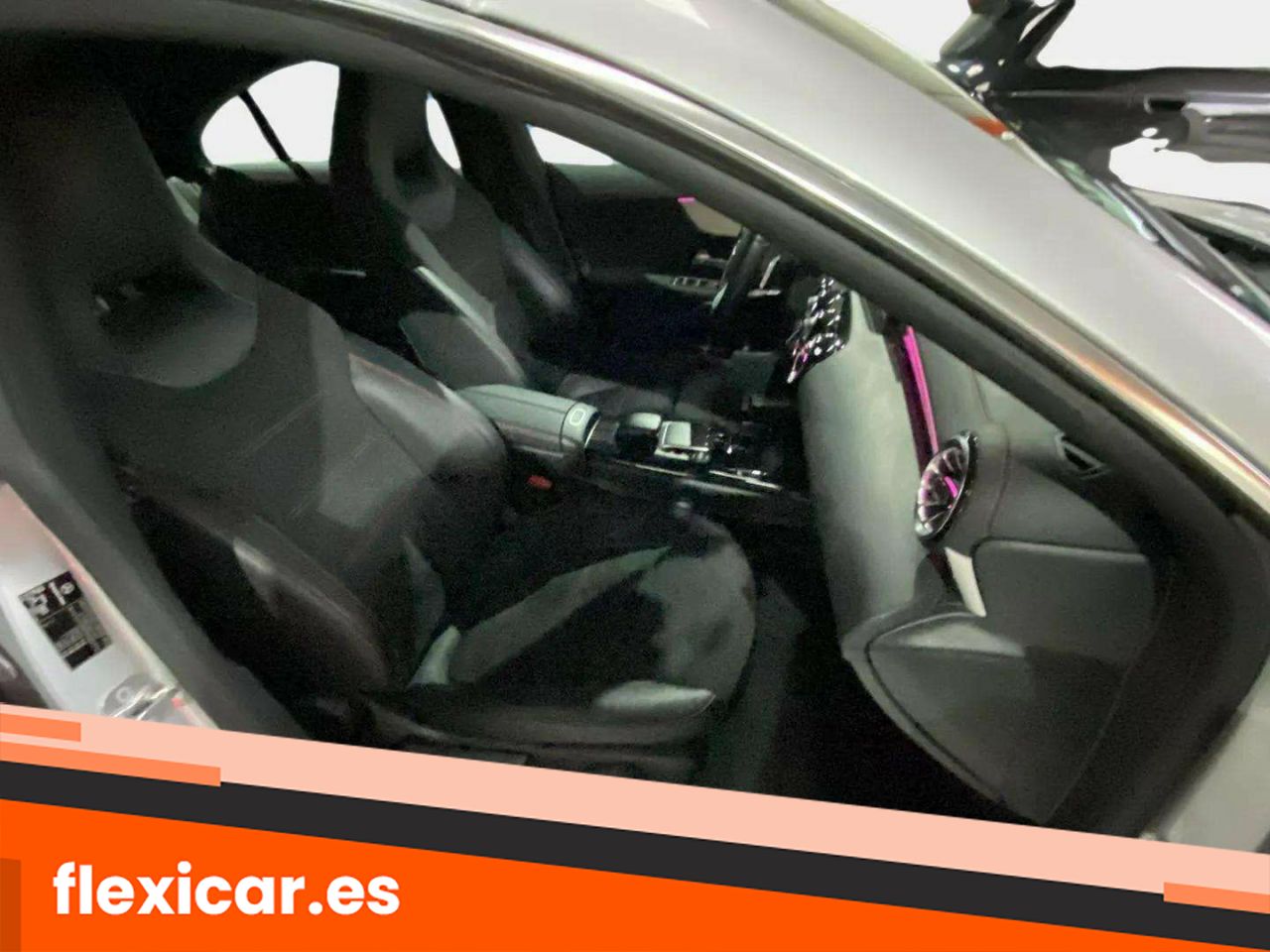 Foto Mercedes-Benz Clase CLA 14