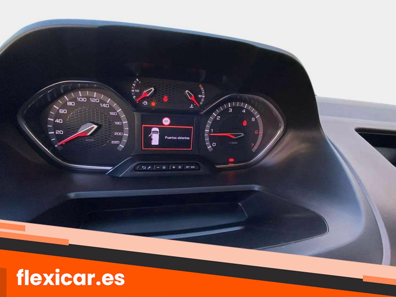 Foto Peugeot Rifter 13
