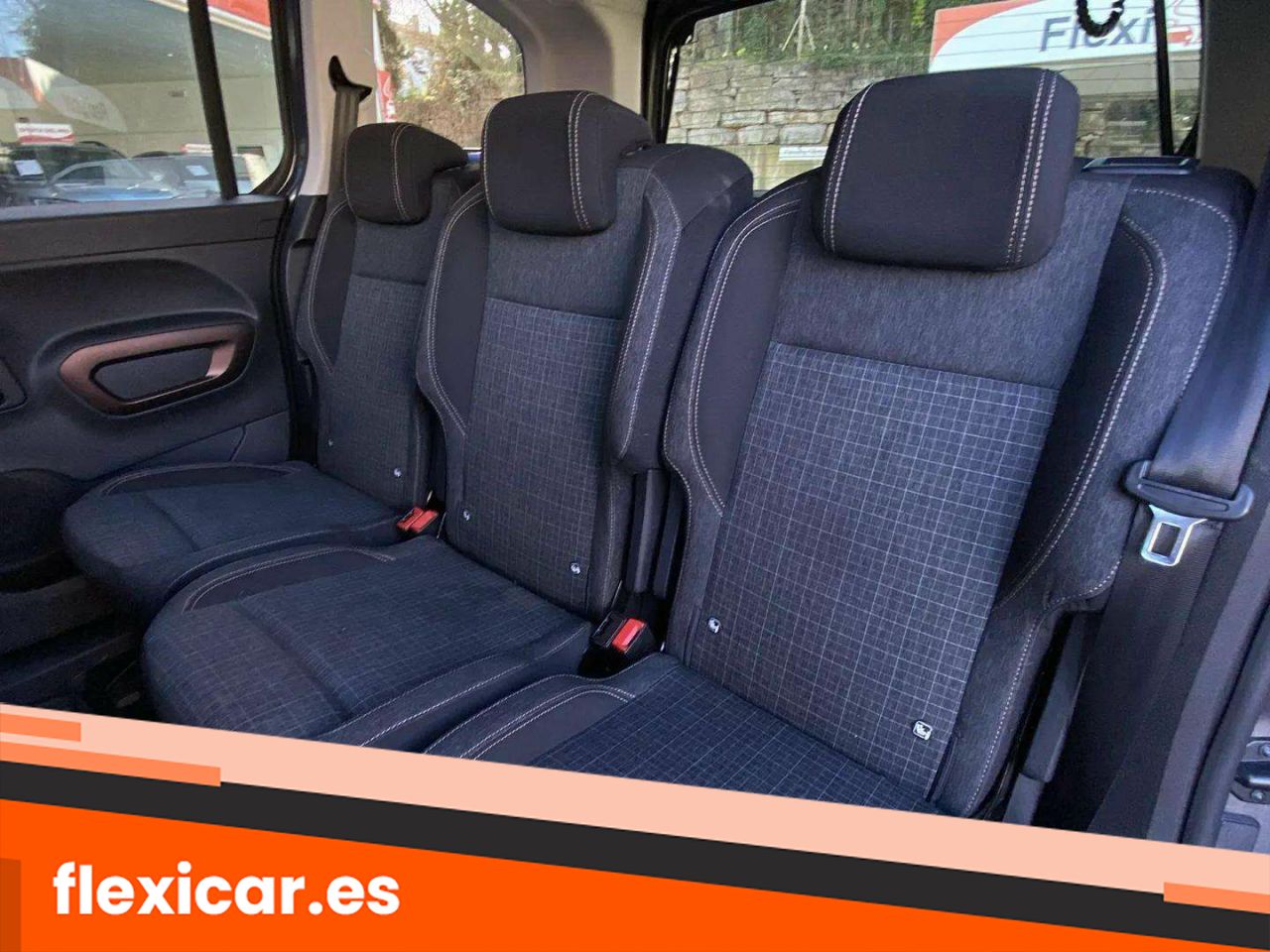 Foto Peugeot Rifter 18