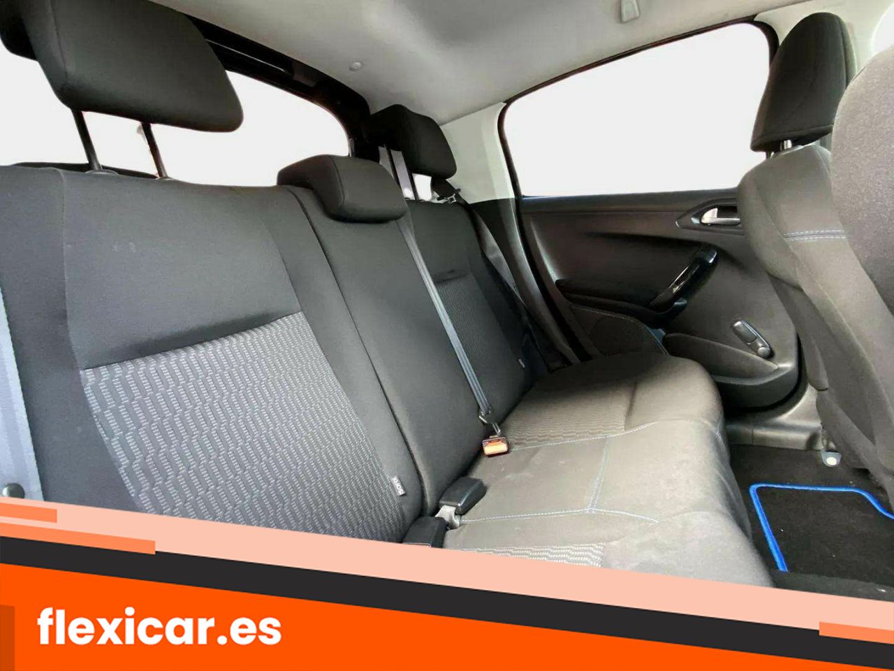 Foto Peugeot 208 13