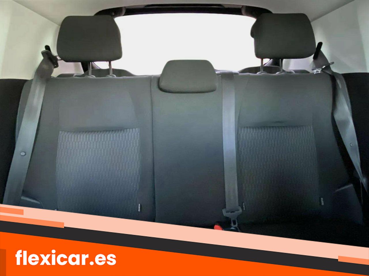 Foto Peugeot 208 14