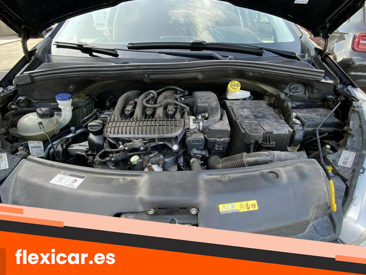 Foto Peugeot 208 17