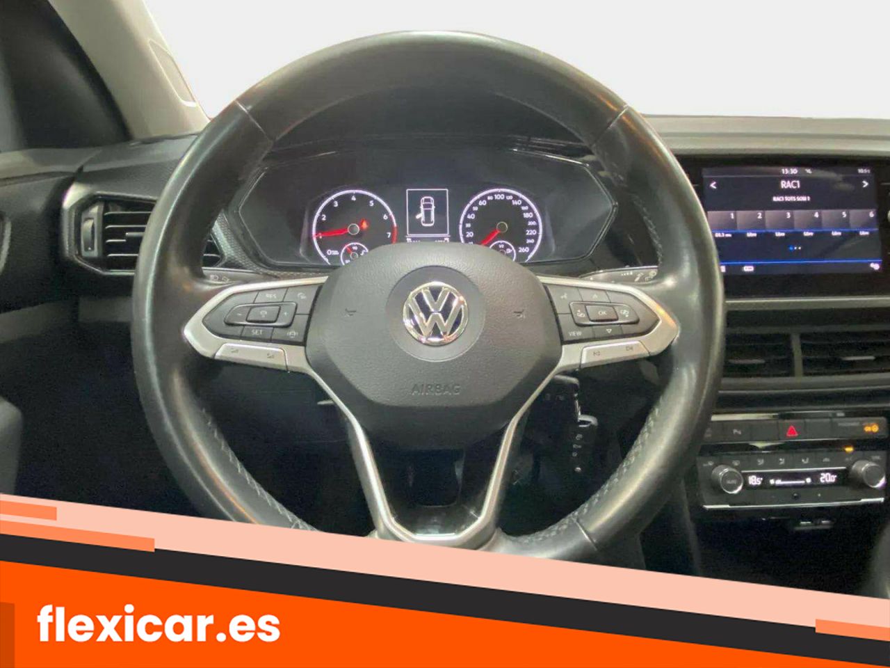 Foto Volkswagen T-Cross 12