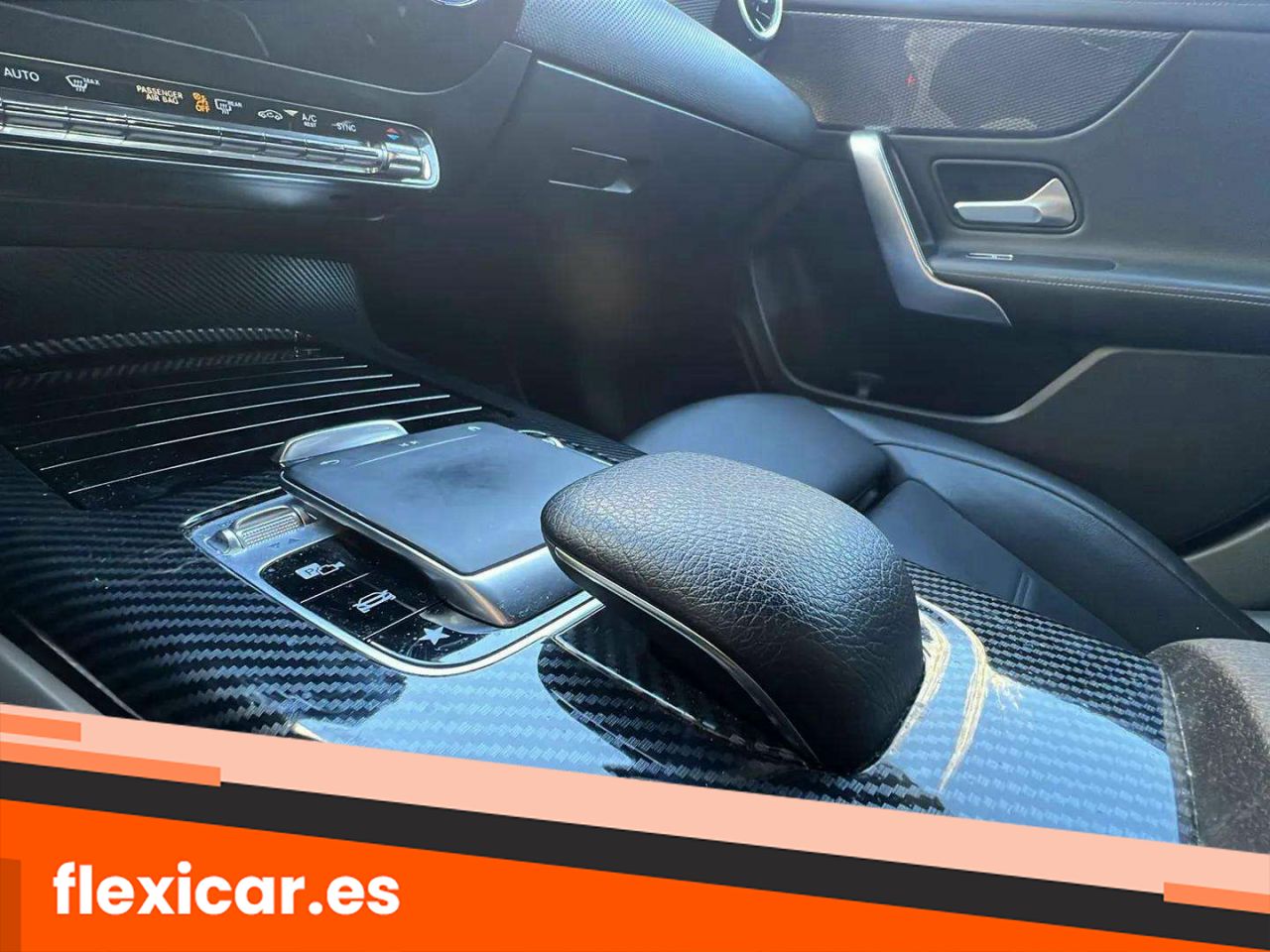 Foto Mercedes-Benz Clase CLA 26