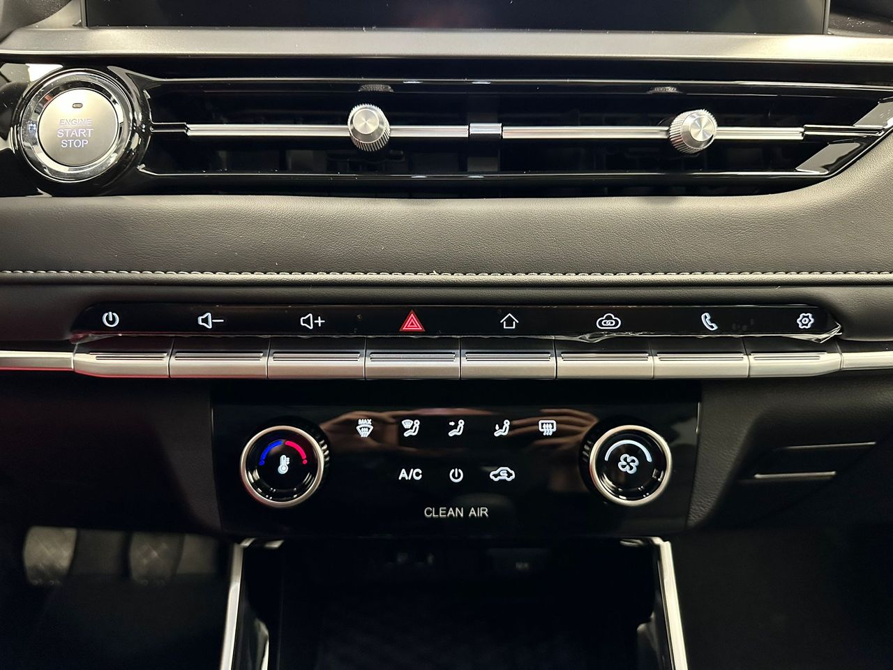 Foto DR Automobiles DR5 28