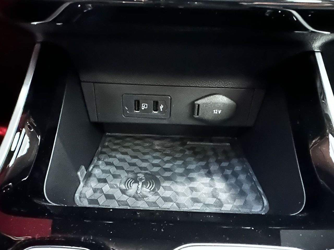 Foto DR Automobiles DR5 30