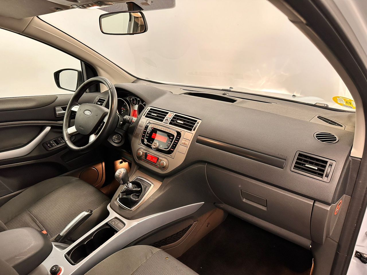Foto Ford Kuga 31