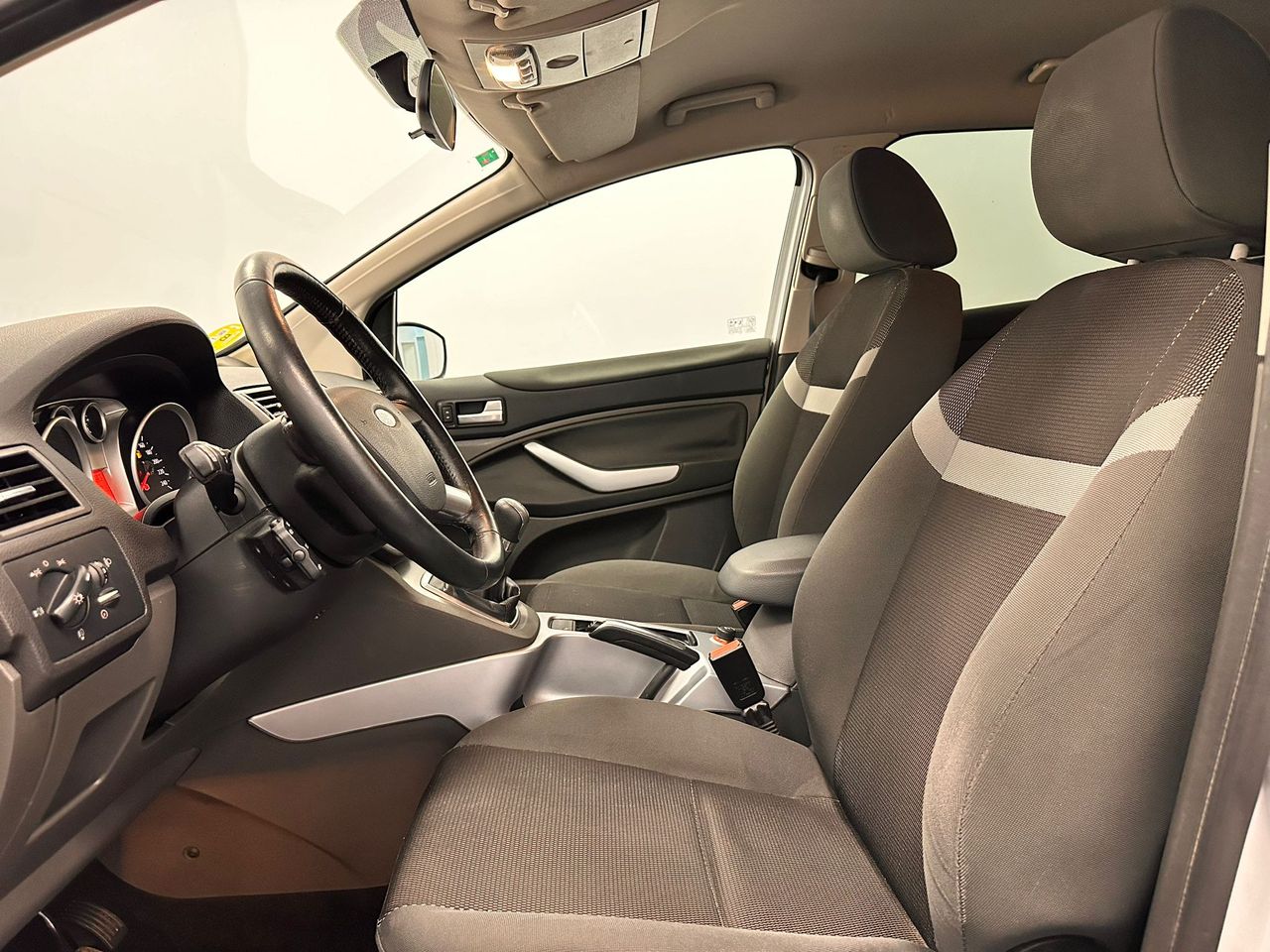 Foto Ford Kuga 34