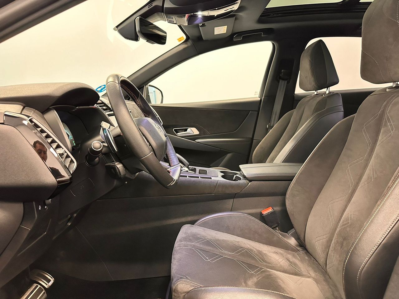 Foto DS Automobiles DS 7 Crossback 32