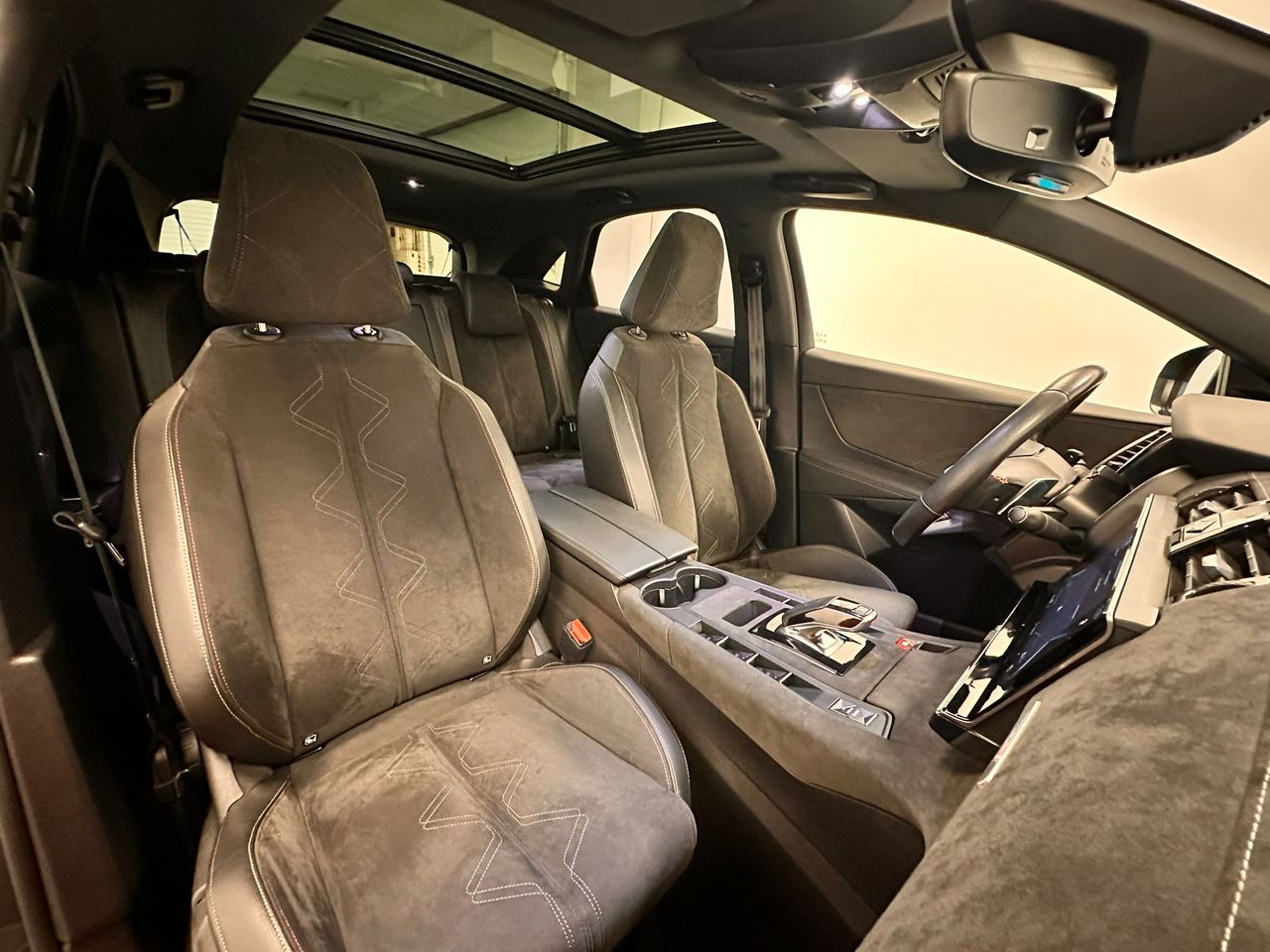 Foto DS Automobiles DS 7 Crossback 33