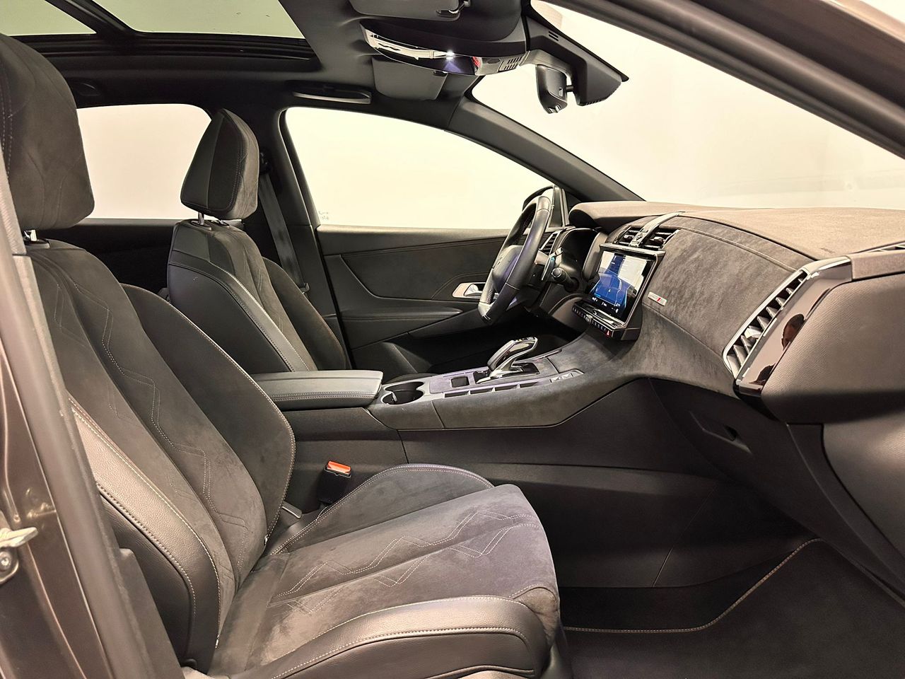 Foto DS Automobiles DS 7 Crossback 34
