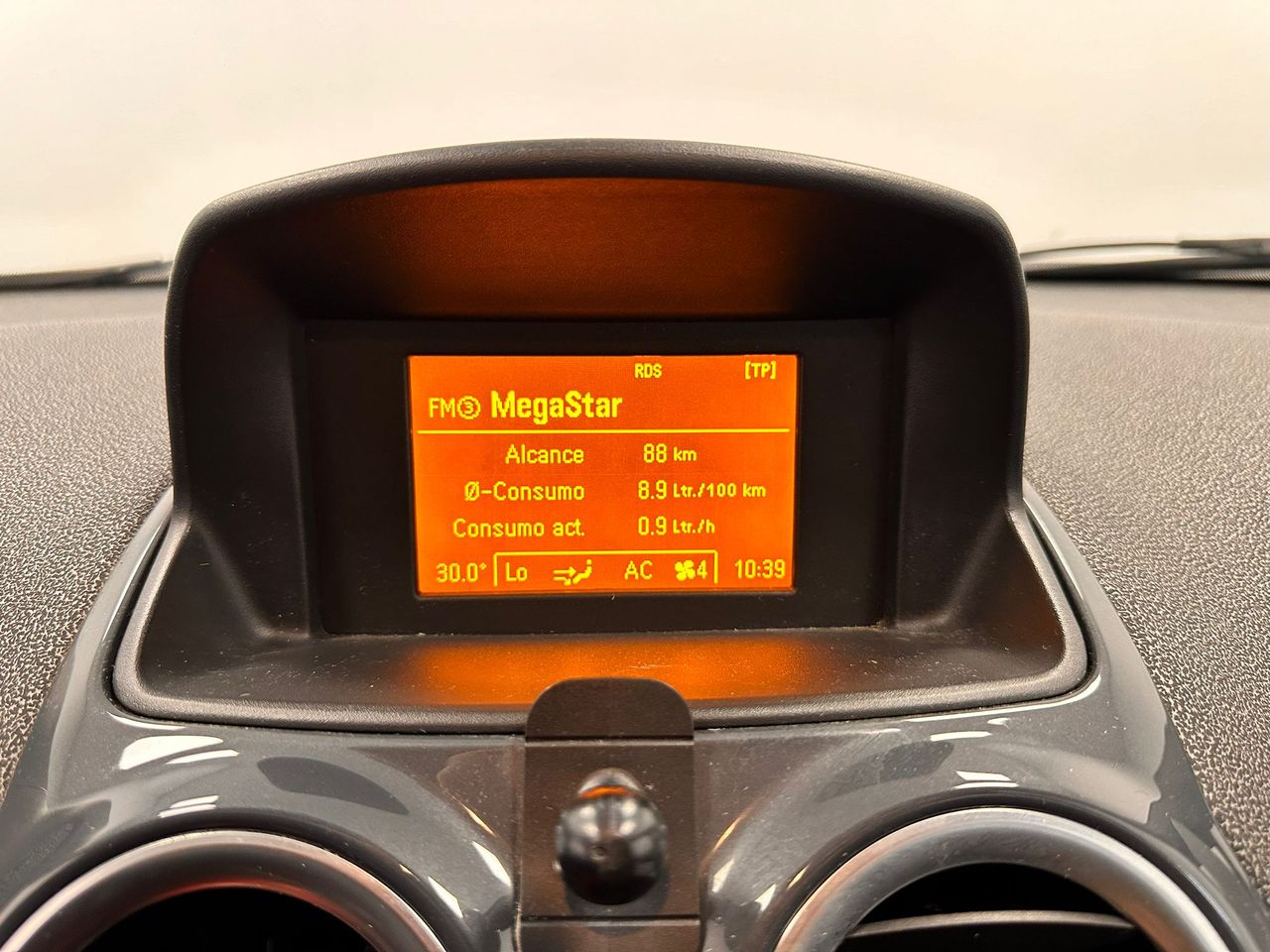 Foto Opel Corsa 11
