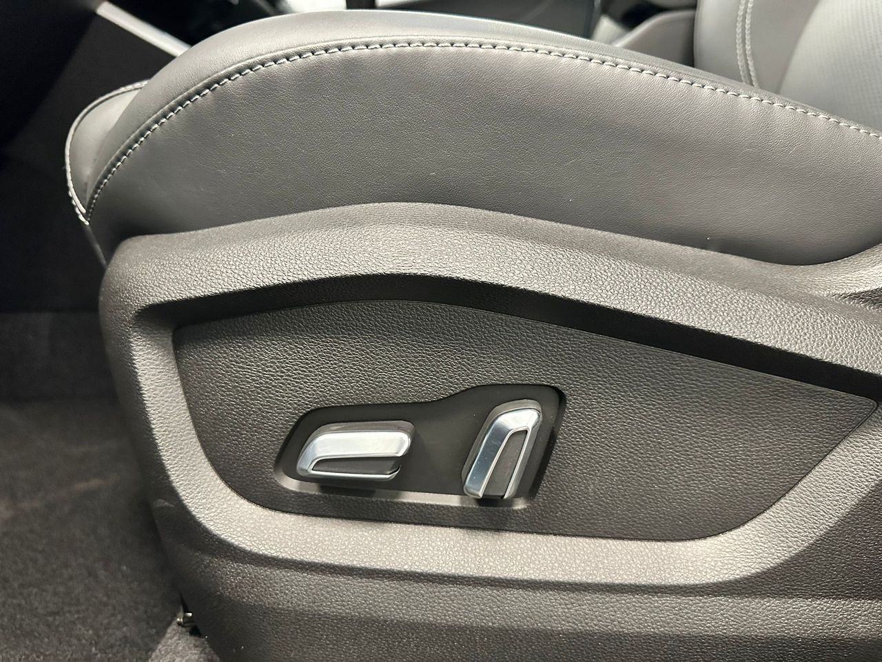 Foto DR Automobiles DR5 20